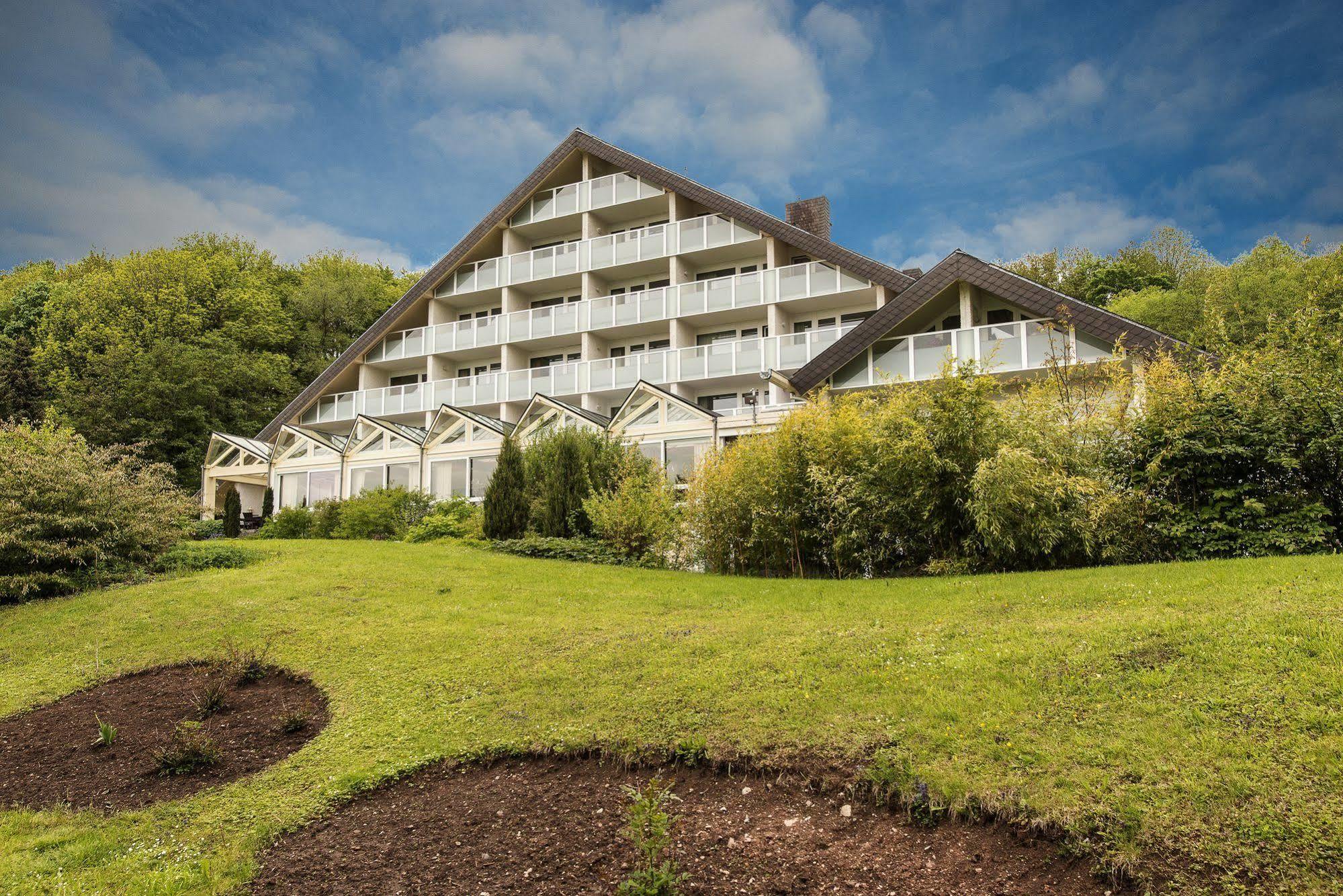 Sure Hotel By Best Western Rhoen Garden Poppenhausen Dış mekan fotoğraf